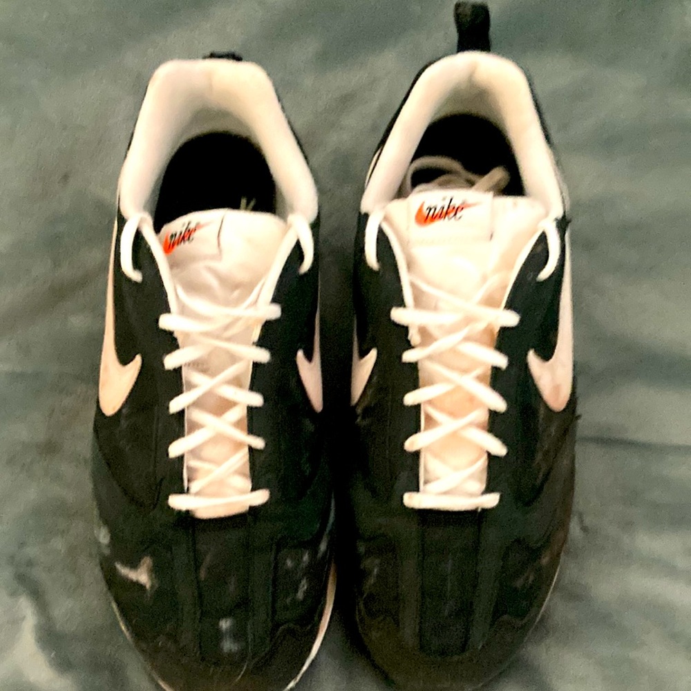 Nike casual shoes